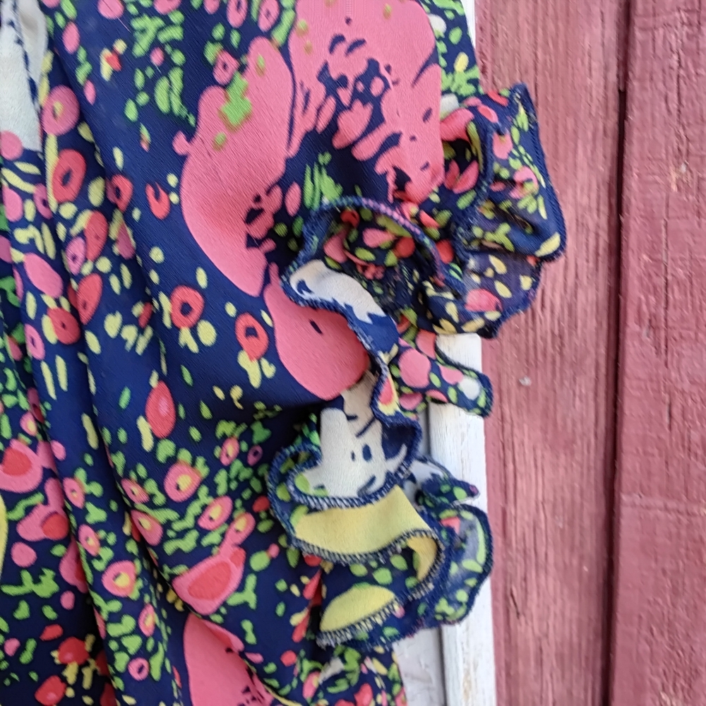 Floral Peasant Blouse (Sheer) - Picture 4 of 9
